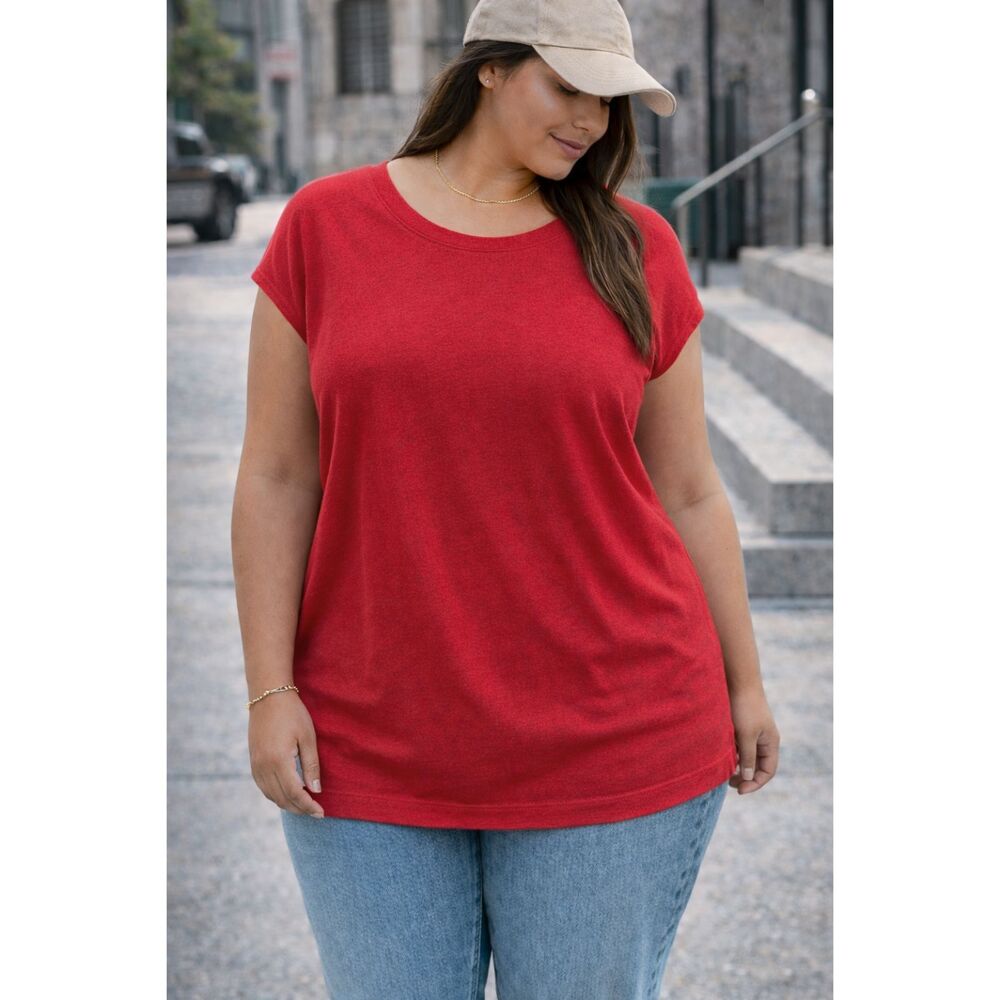 Ava & Viv 1XL Red Tee Plus Size Oversized Minimalist Basic Soft Casual Capsule